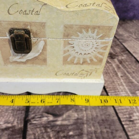 Chest/Keepsake Box  - Picture 5 of 13